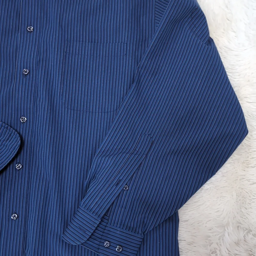 Men's Stafford Blue & Black Pinstripe Fitted Dress Shirt 17-1/2 34-35